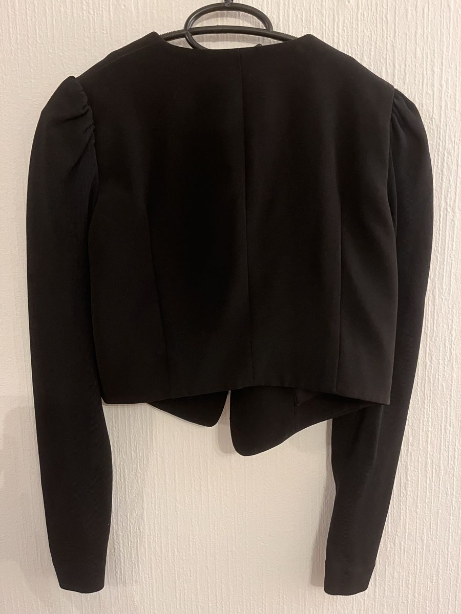 H&M Jacken: Giacca corta nera H&M taglia 36 – Gebraucht aus Lausanne von giu_f5br 1