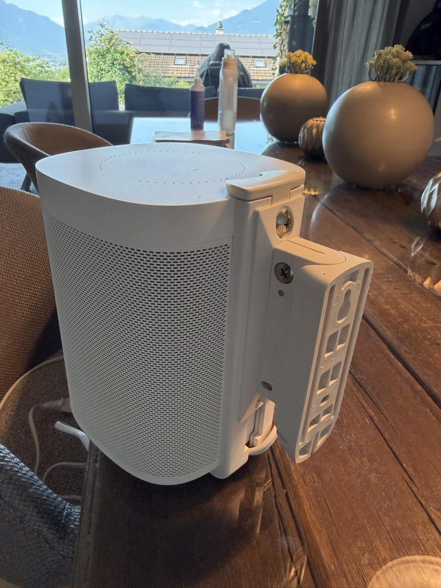 Sonos Haut-parleurs: Sonos One inkl. Flexson Wandhalter – D'occasion à Malans GR par Claudio303 4
