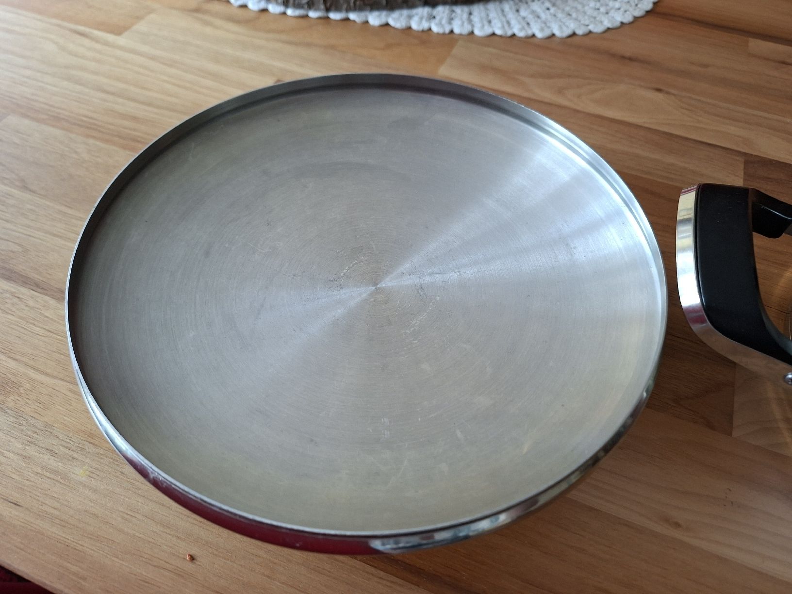 Amc Padelle: AMC Topf mit Deckel und Siebeinsatz 28cm gebraucht – Usato da Meinisberg venduto da Destiny1972 1