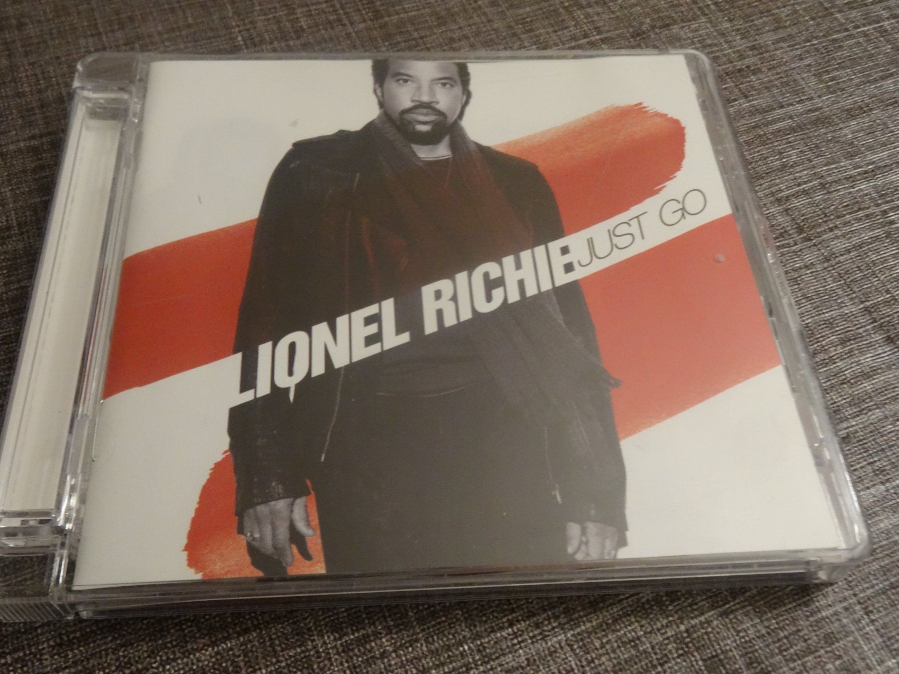 CD: Lionel Richie CD - Just Go – Usato da Olten venduto da Disc-Ausverkauf