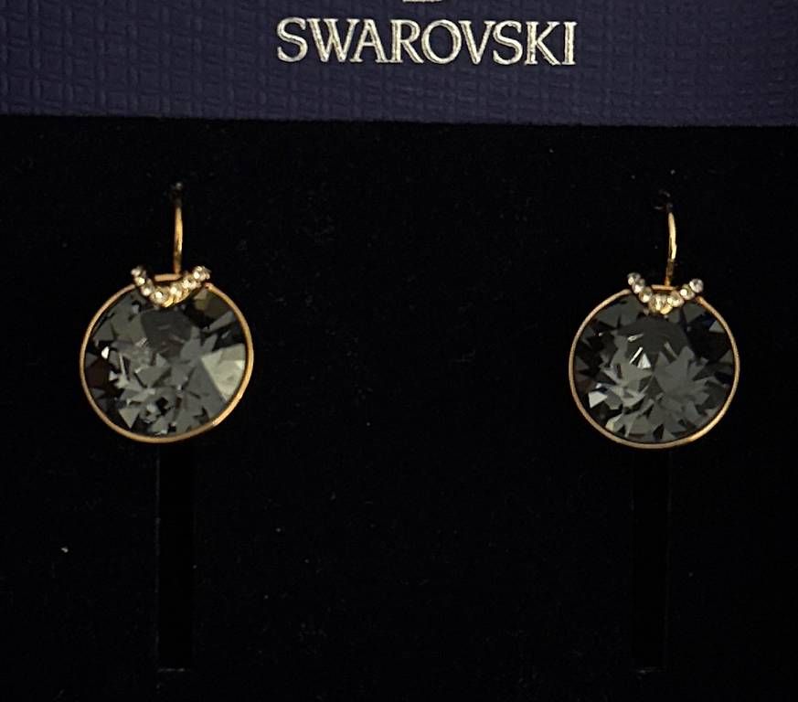 Swarovski Orecchini pendenti & Orecchini a lobo: Swarovski Ohrenringe / Ohrstecker – Nuovo (secondo la descrizione) da Weinfelden venduto da martiini1.0 1