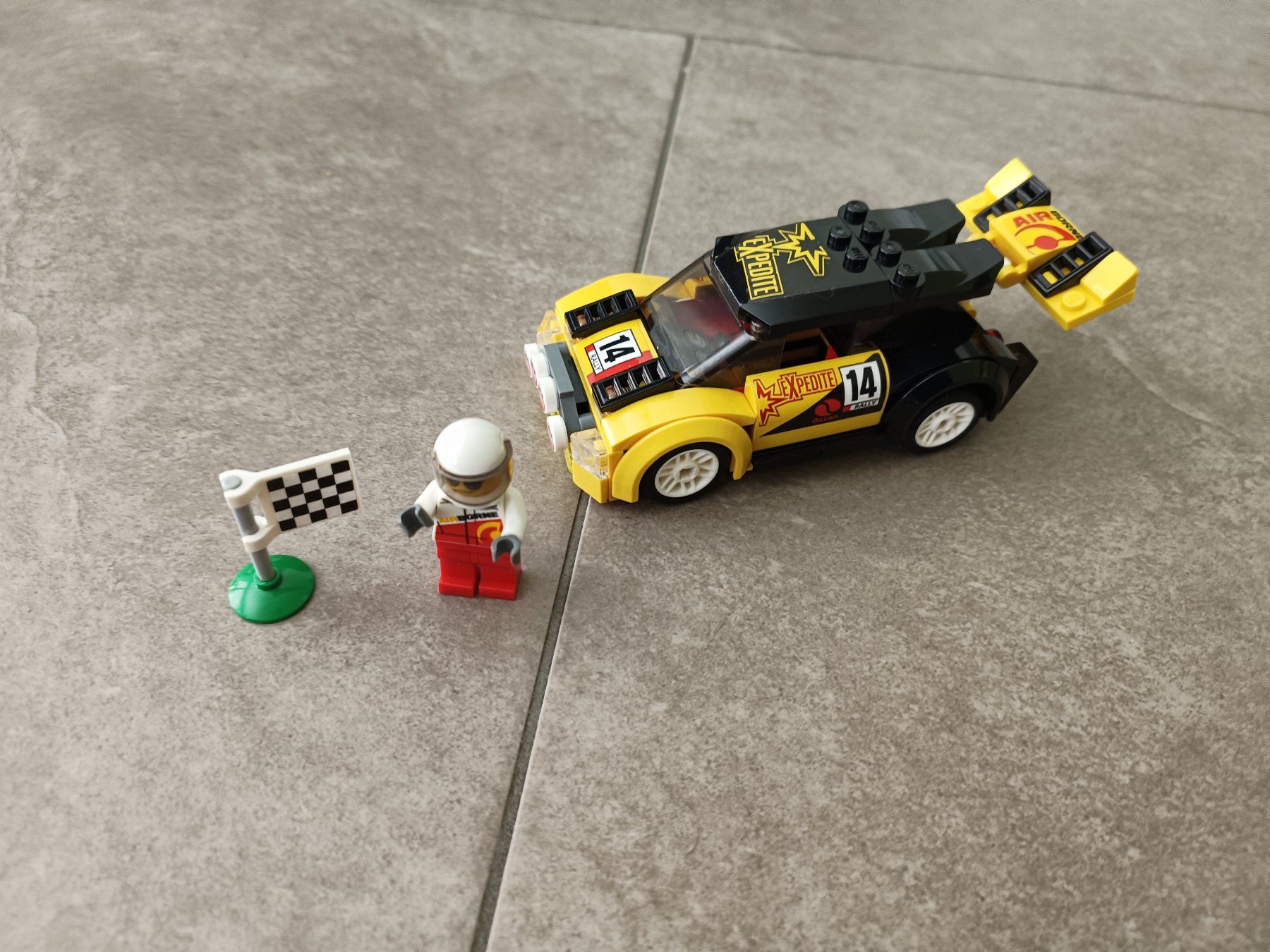 Lego Kit di costruzioni: Lego 60113 Rally Car – Usato da Bremgarten AG venduto da Davidiusi