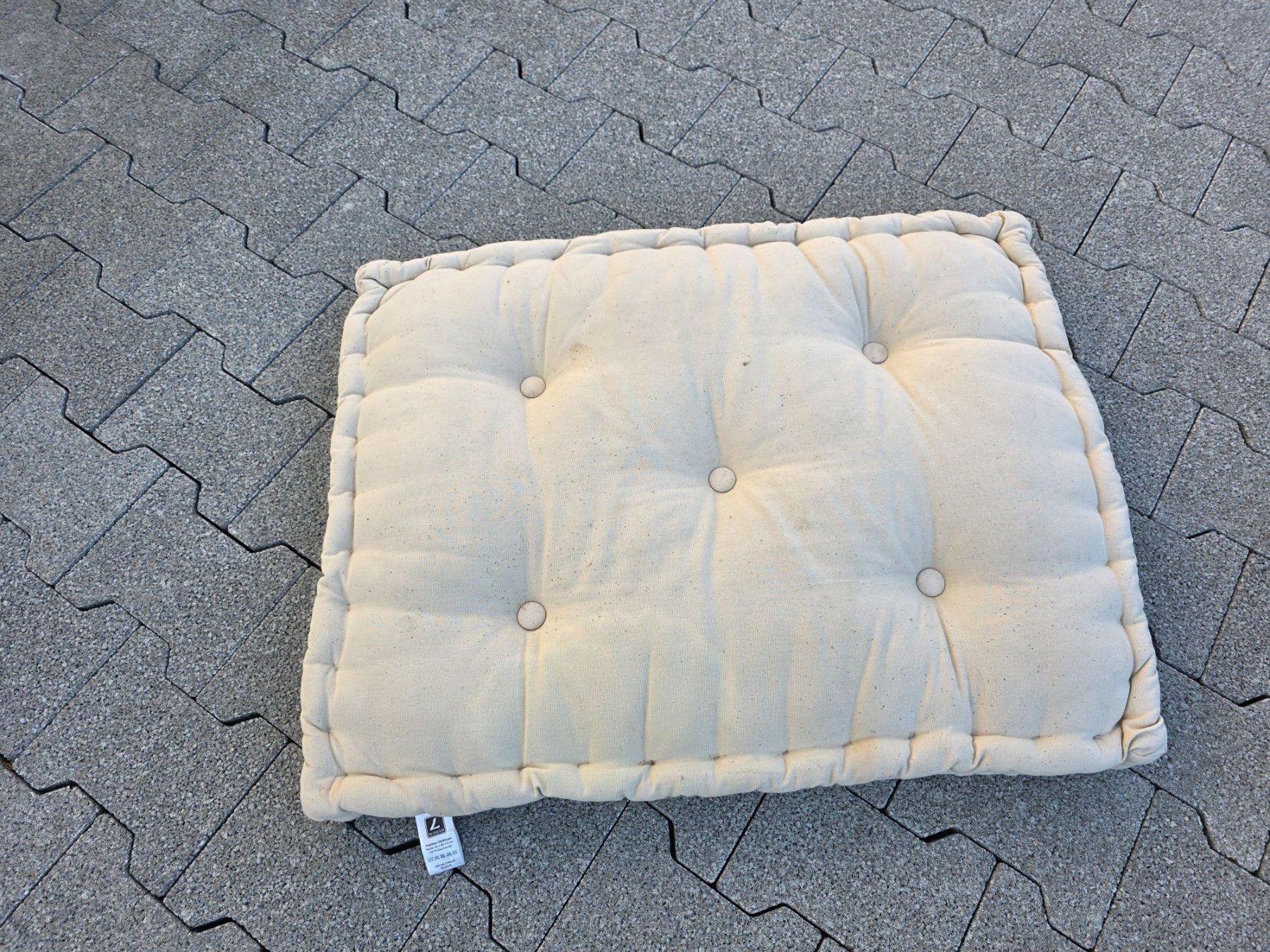 Kissen: Paletten Sitz oder Tier Kissen Baumwolle 60 x 80 x 8 cm – Gebraucht aus Walterswil BE von Lonitti 1