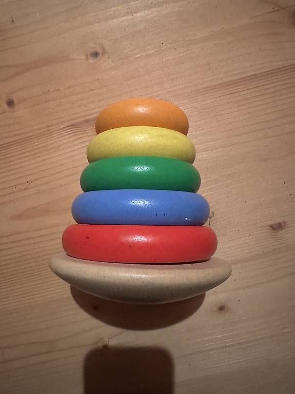 Jouets: Stapelturm Holz – D'occasion à Aarau par sole-soleil