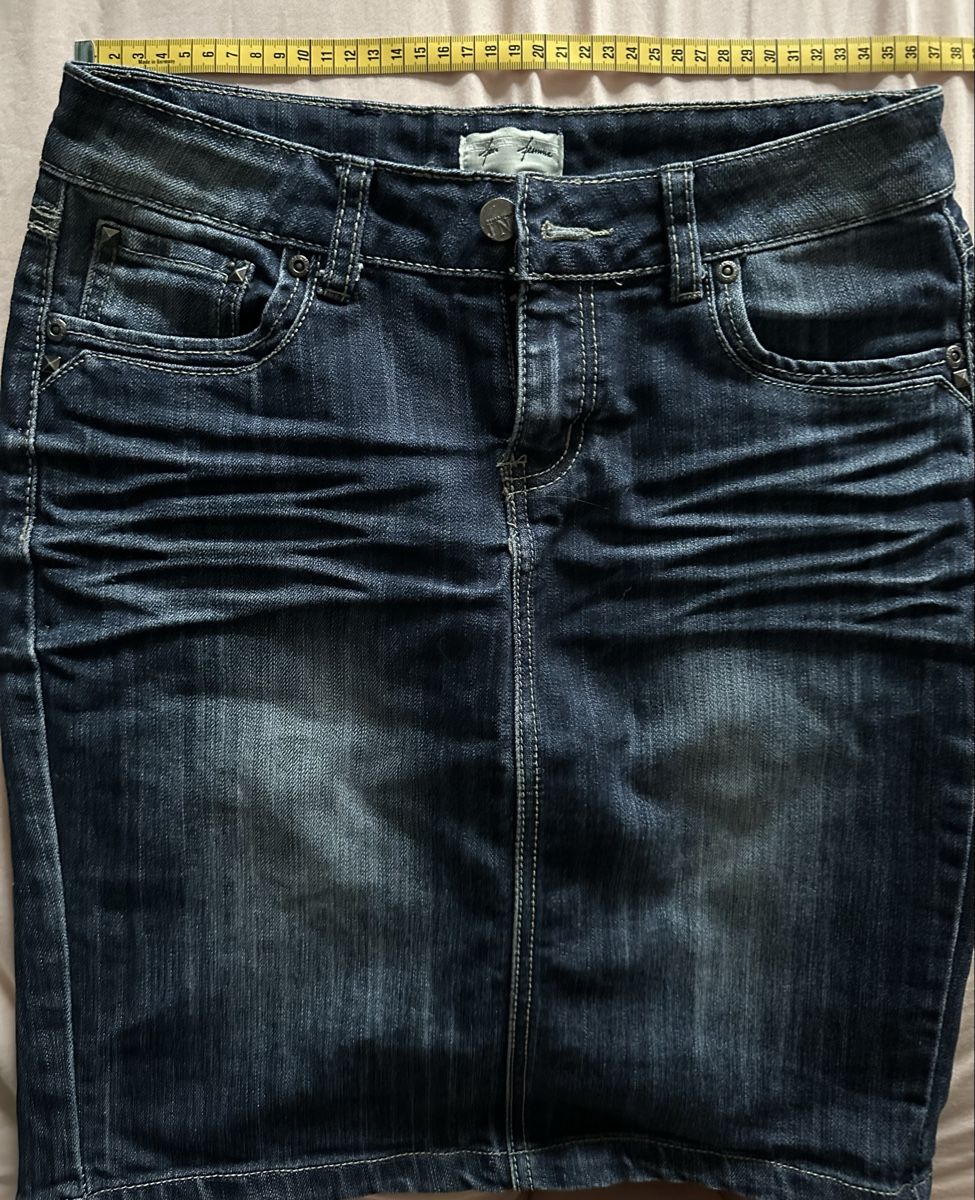 Gonne: Jeansrock Dunkelblau, verdient 2teChance :) – Usato da Schnottwil venduto da sml_29t8 2