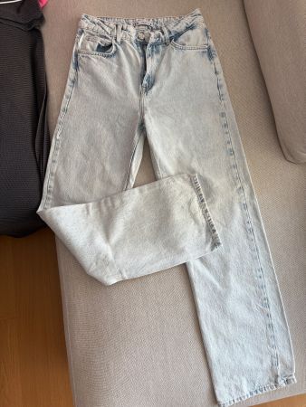 Jeans Zara hellblau Gr. 38