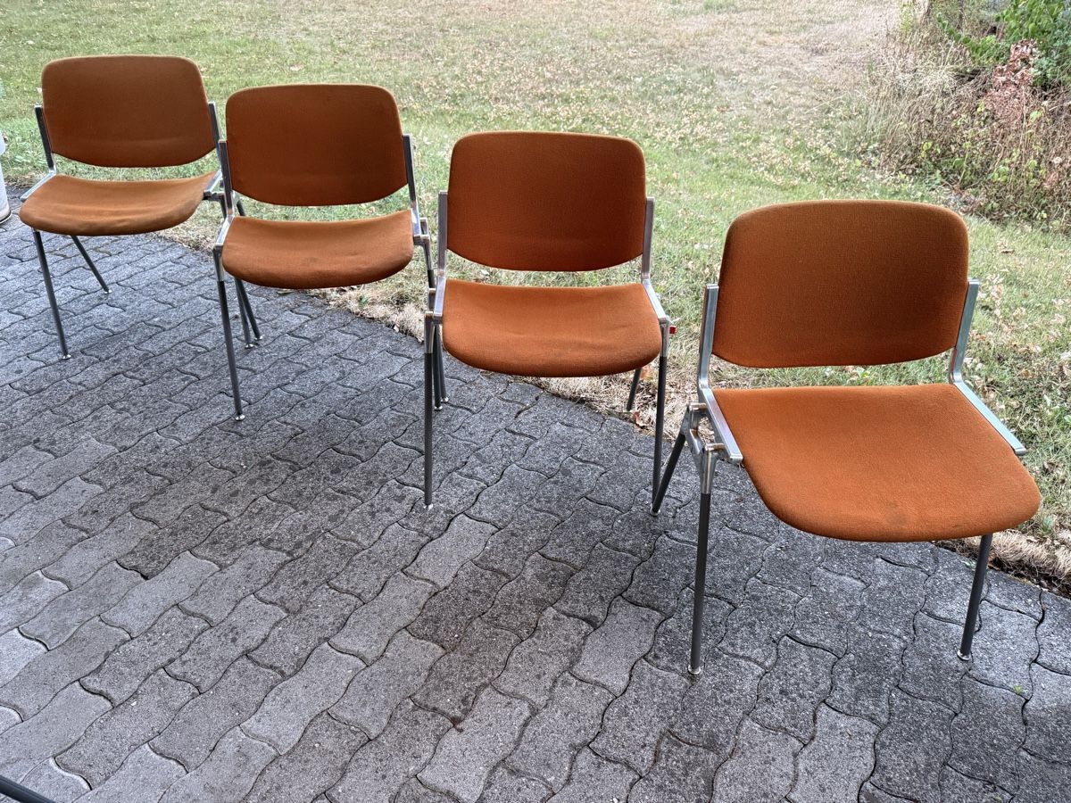 Castelli Stühle: Castelli Stühle Vintage – Gebraucht aus Bern von Delamer 1
