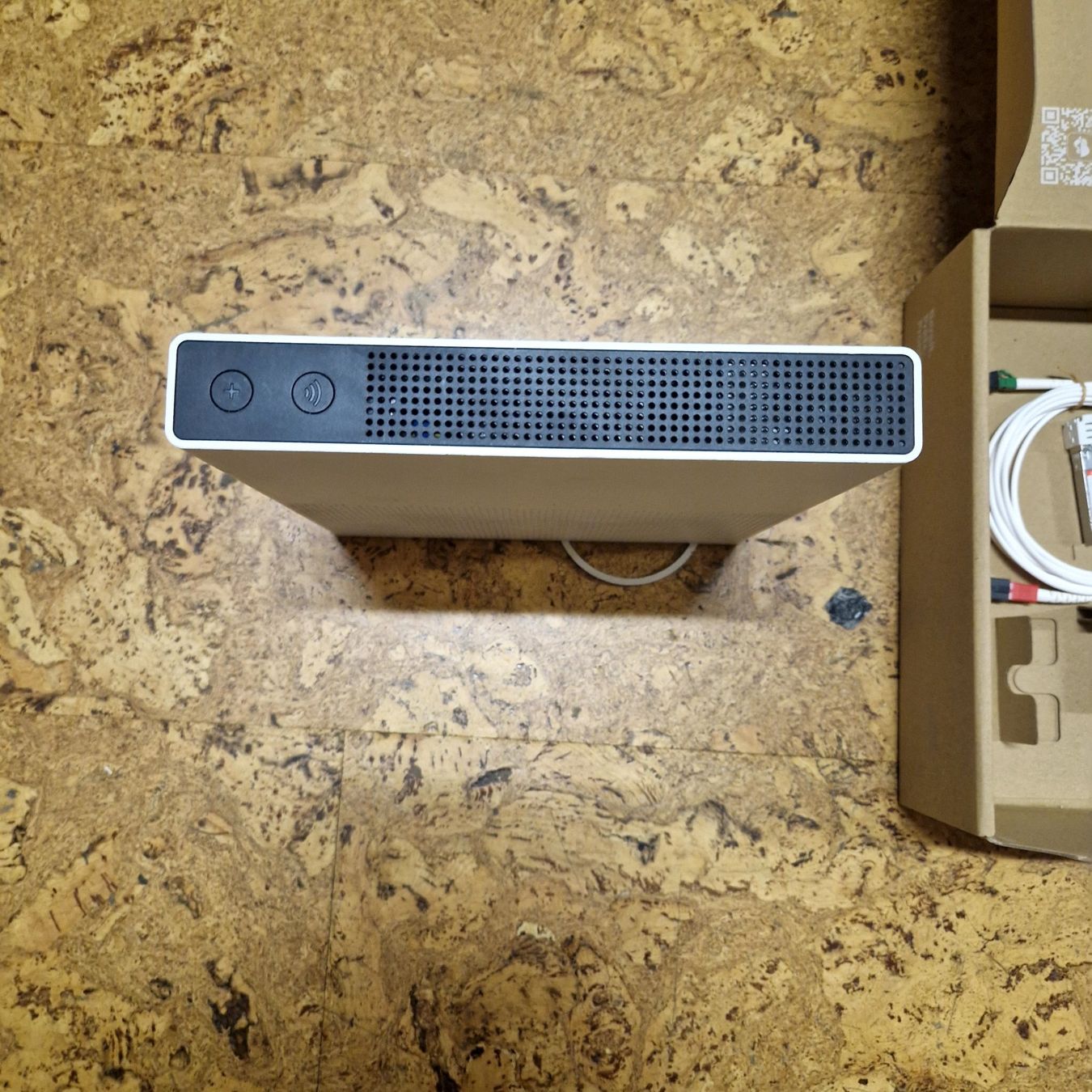 Swisscom Modem & Router: Swisscom Internet-Box 3 mit Glasfaser-Zubehör – Usato da Uetendorf venduto da Schraedi 1