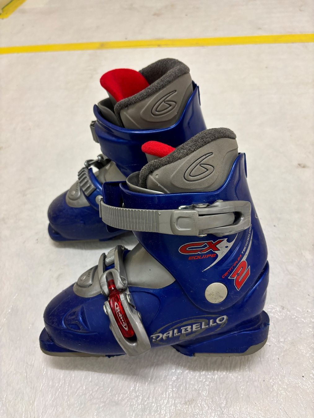 Scarpe per ragazzi: Skischuhe, EU 32, 241 mm – Usato da Zürich venduto da cperrino