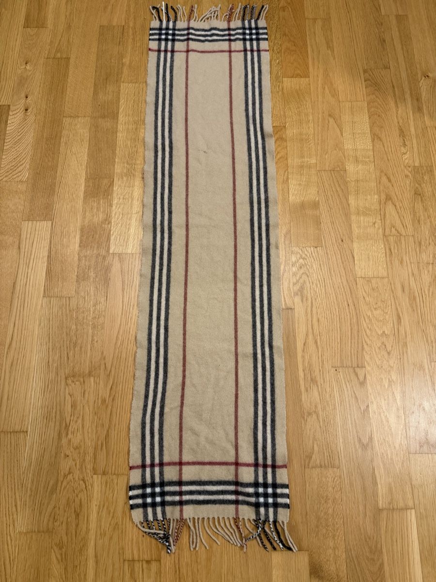 Burberry Foulards, Tücher & Schals: Burberry Schal – Gebraucht aus Recherswil von Noname1