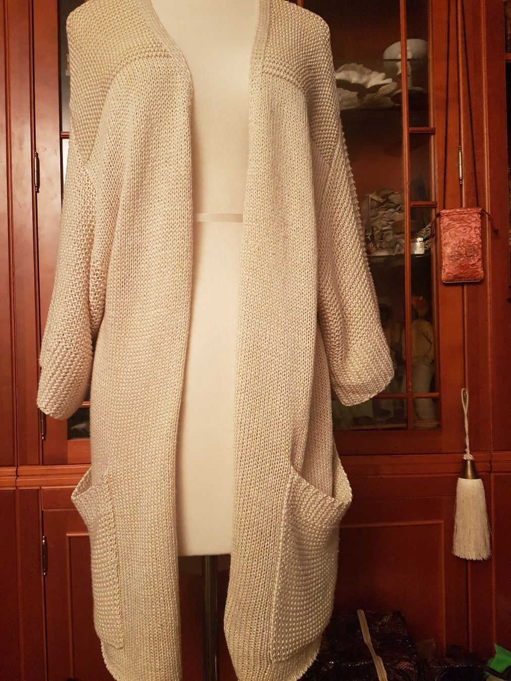 Giacche: Hellbeige Strick-Jacke mit 1/2 Ärmeln – Usato da Oberengstringen venduto da Sheera7 4