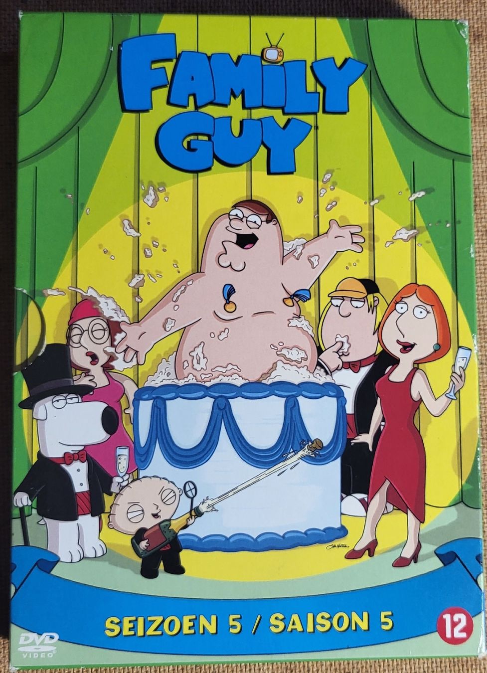 Tutti i DVDs: Coffret DVD Family Guy - Saison 5 – Usato da Montet (Glâne) venduto da KOADA
