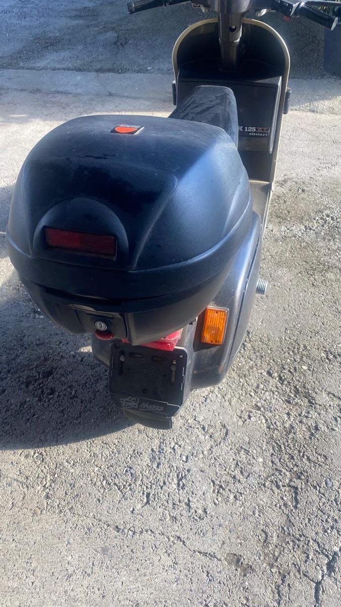 Piaggio Scooters: Piaggo Vespa PK 125 XL - 1989 – Gebraucht aus Ecuvillens von MagaliM 4