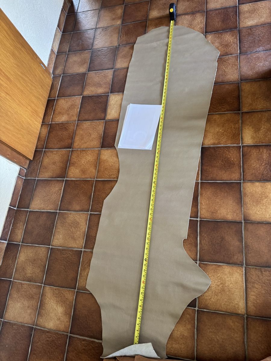 Tessuti: Echtleder rindsleder kaki /Cuir de vachette véritable – Nuovo (secondo la descrizione) da Veyras venduto da ValClasse