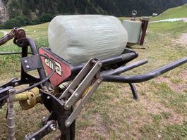 Wickler zu Kleinrundballenpresse