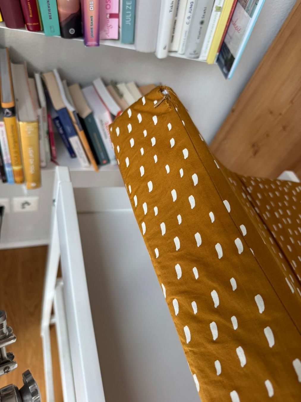 Ikea Fasciatoi & Accessori: Weisser Wickeltisch mit Wickelunterlage – Usato da Uster venduto da Sembi 3