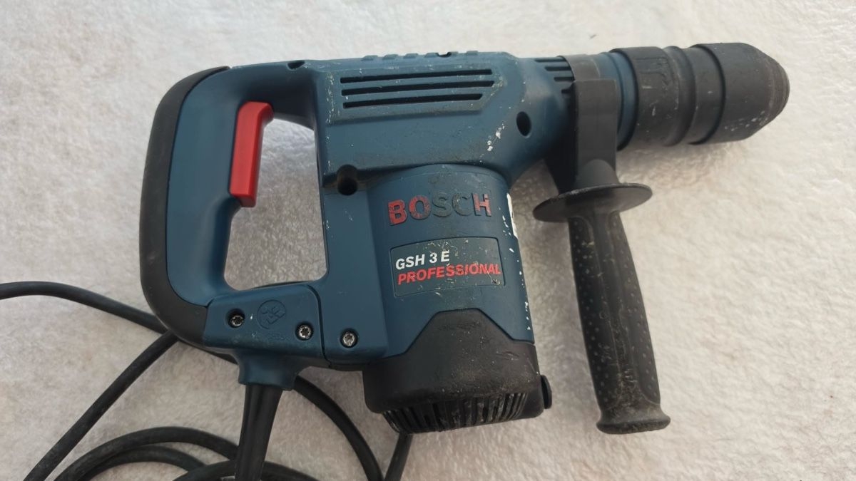 Bosch Trapani: BOSCH GSH 3 E PROFESSIONAL Bohrhammer DEFEKT  – Difettoso da Grenchen venduto da Mary.J 1