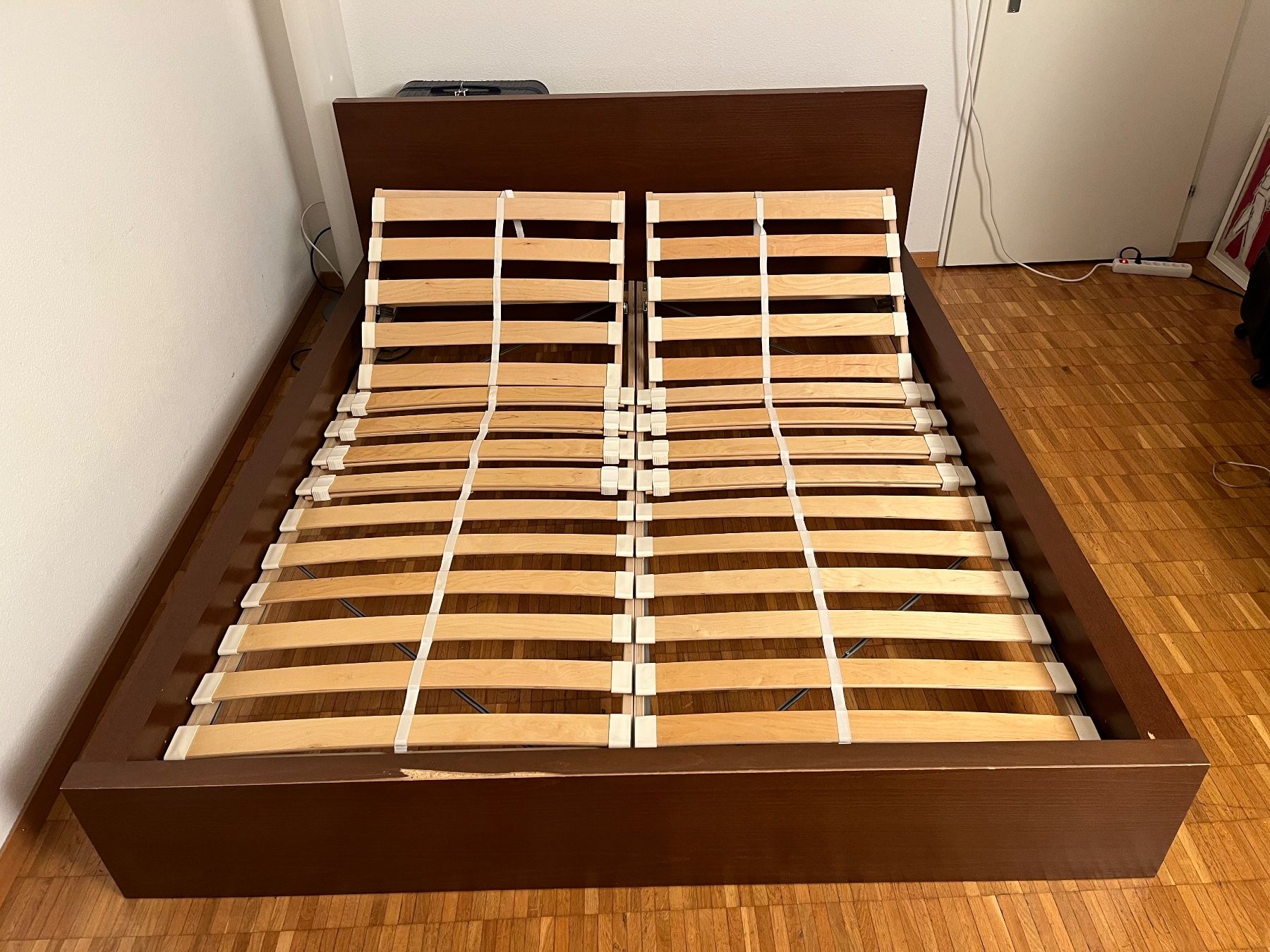 Ikea Letti: Ikea Bettgestell Malm inkl. Lattenrost – Usato da Zürich venduto da debokarina 2