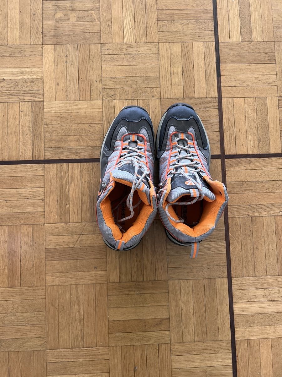 Scarpe da uomo: Chaussures de randonnée gris/orange - 39 – Usato da Montreux venduto da ZeAe