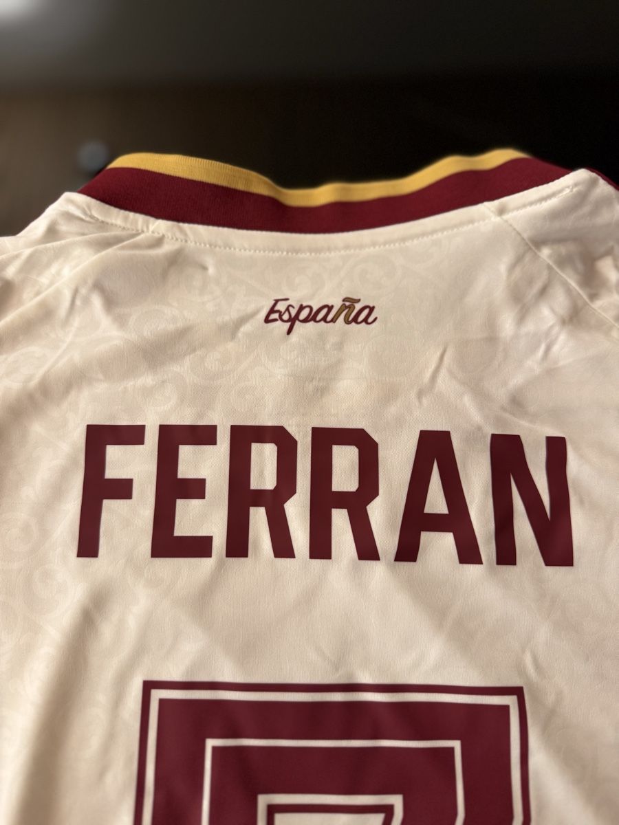 Leibchen & Hosen: Spanien Ferran Trikot Langärmelig  – Neu (gemäss Beschreibung) aus Güttingen von JeffreyGucc 2