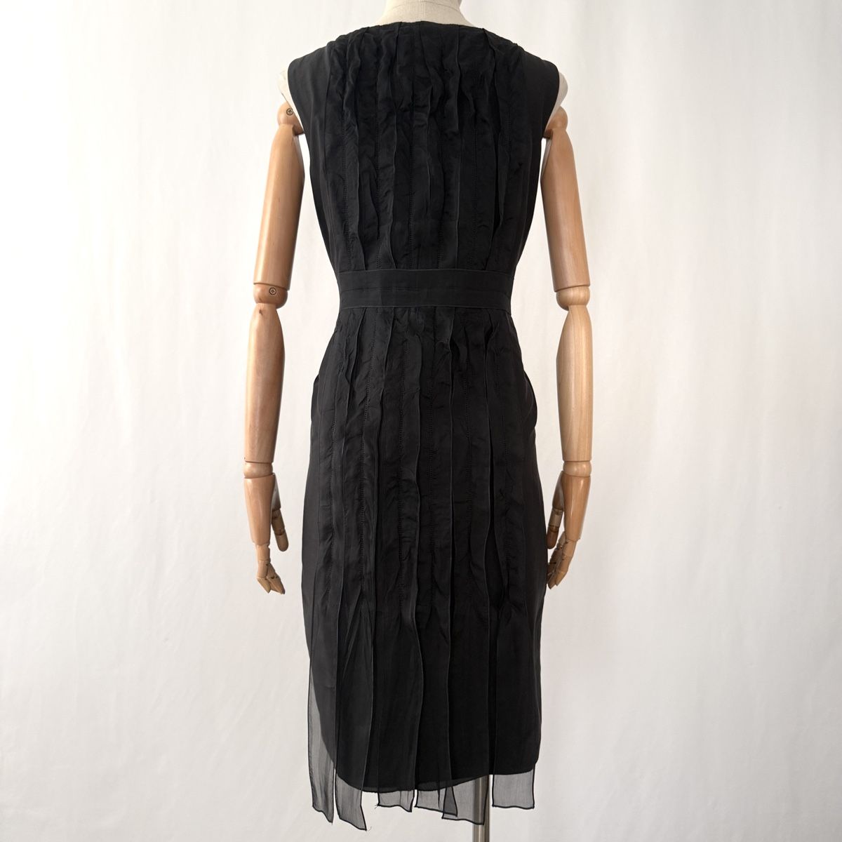 Akris Vestiti: AKRIS Black Silk Dress – Usato da Emmen venduto da Avviivva_Com2023 4