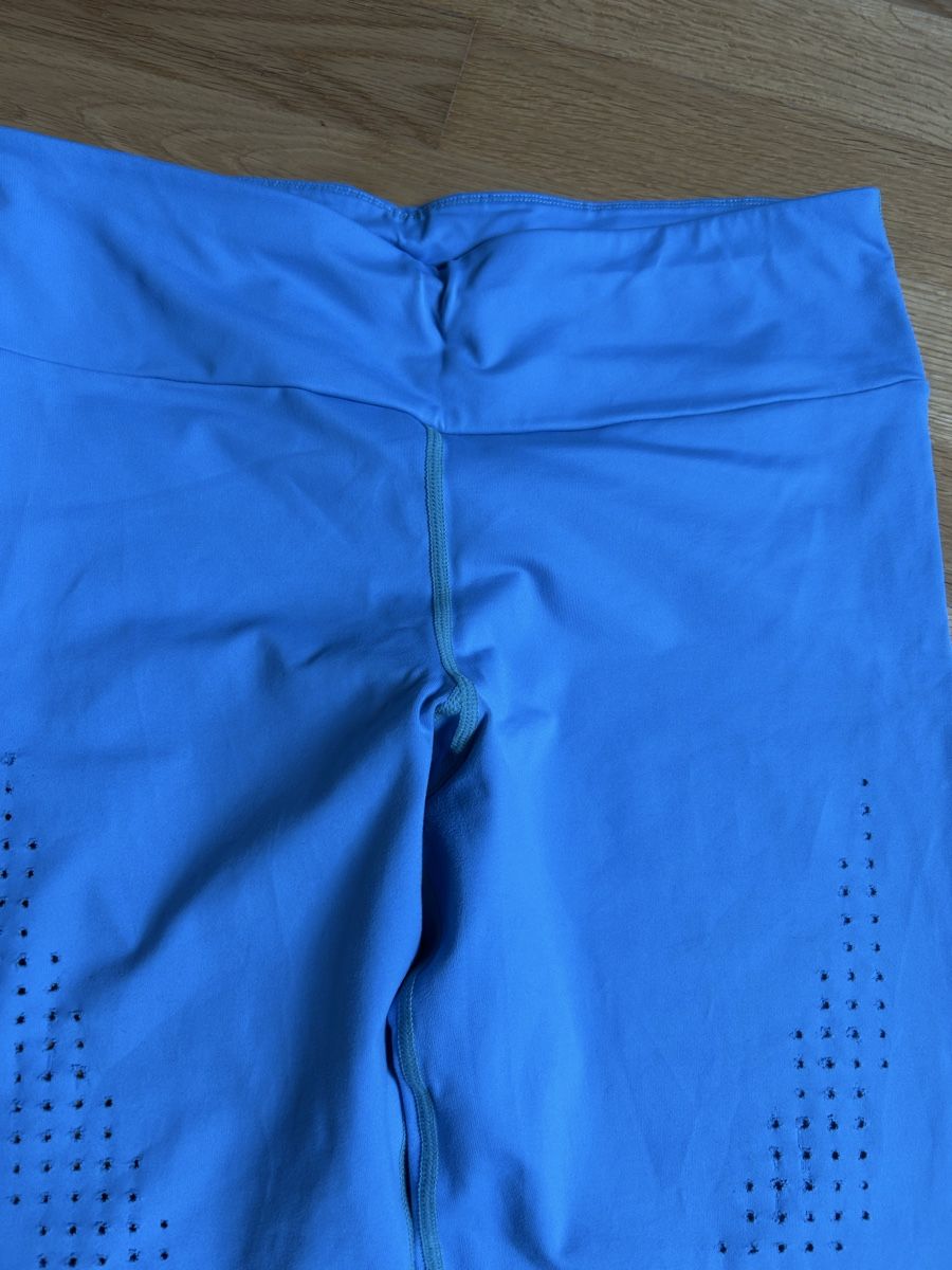 Leggings: Legging turquoise -M – Gebraucht aus Daillens von guisepa 1