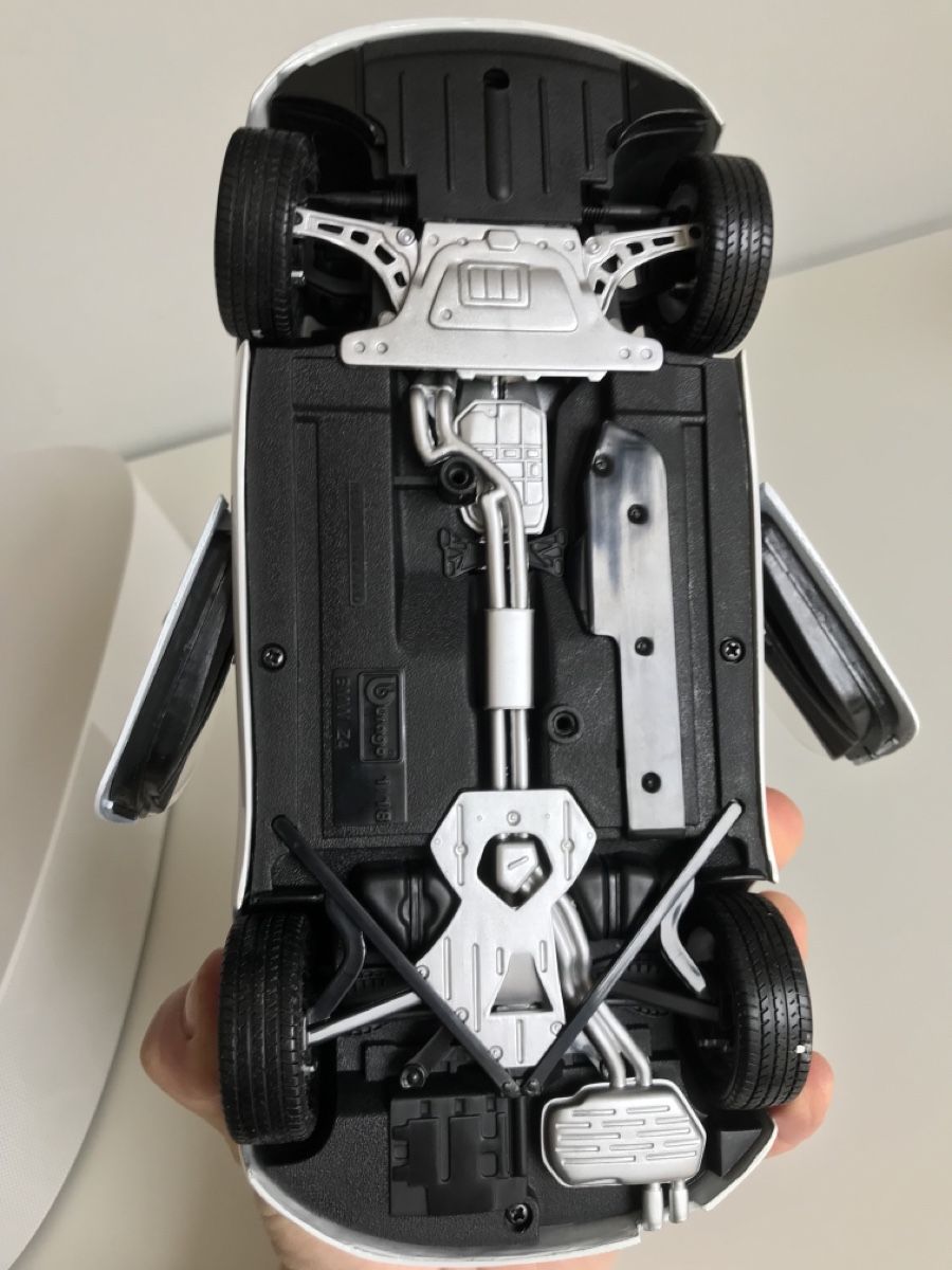 Bburago Modellini d'auto: Bburago 1:18 BMW Z4 – Usato da Meilen venduto da Exclusive00 6