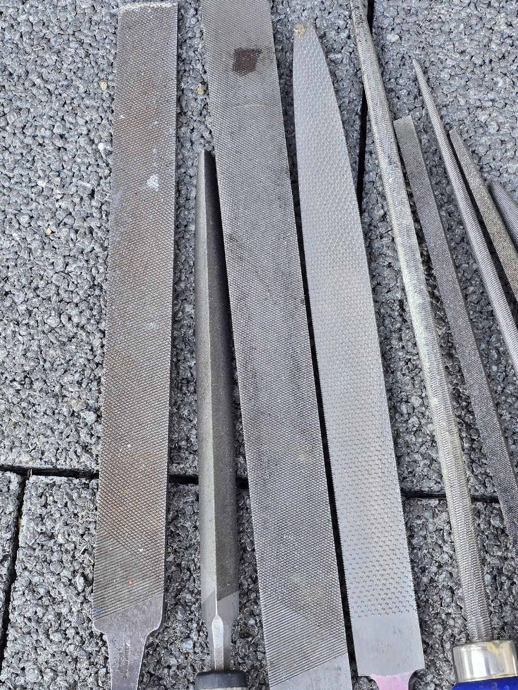 Tutti gli attrezzi: 9 Stk. Feilen ca. 40cm – Usato da Walkringen venduto da Vanuca 4