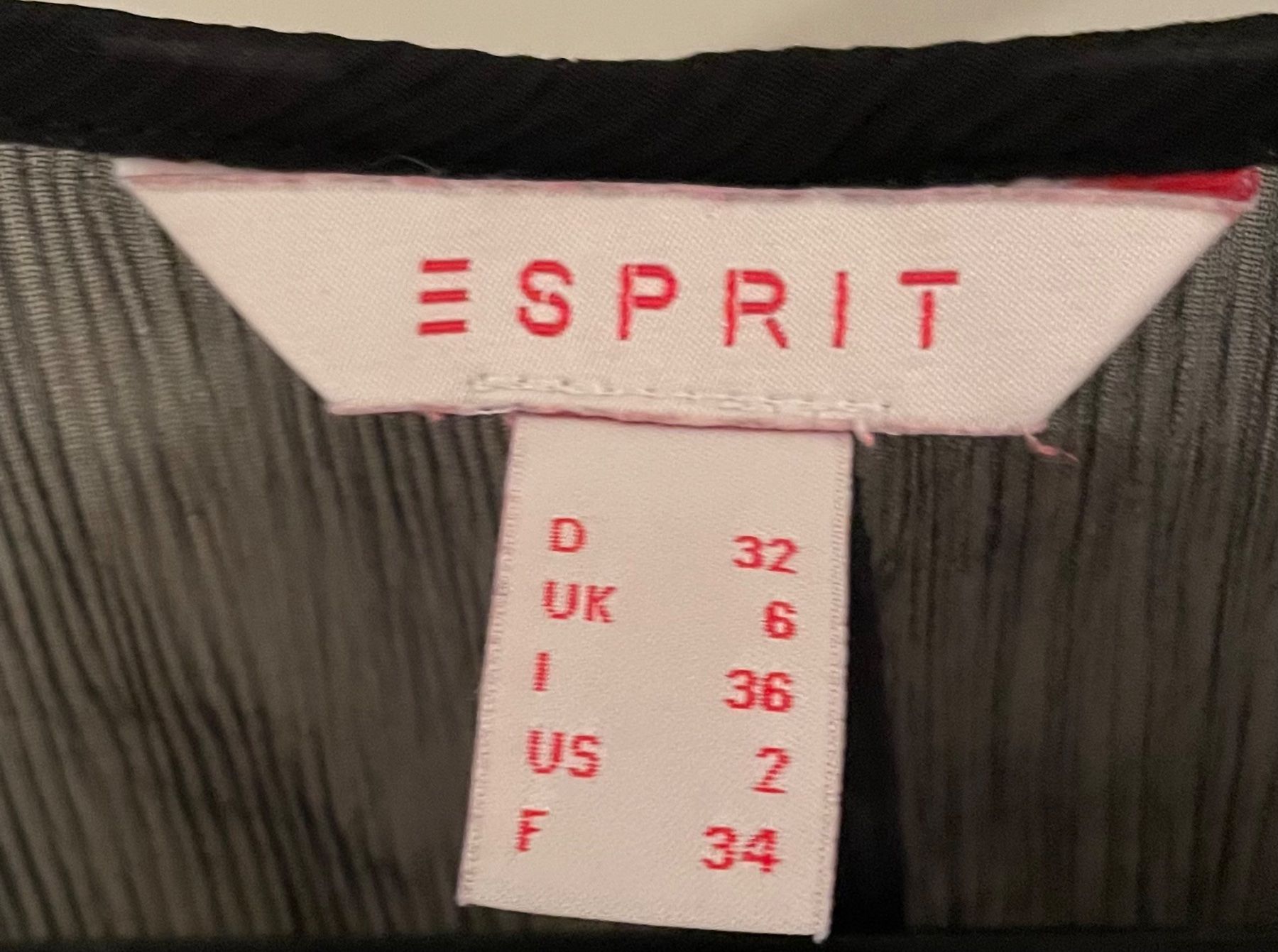 Esprit Camicette: Esprit, tolle Chiffonbluse mit Verzierungen, Grösse S – Usato da Niederweningen venduto da baghirac 4