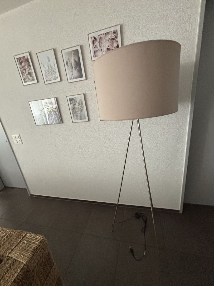 Lampade: Stehelampe Luminart – Usato da Zug venduto da Biki72 1