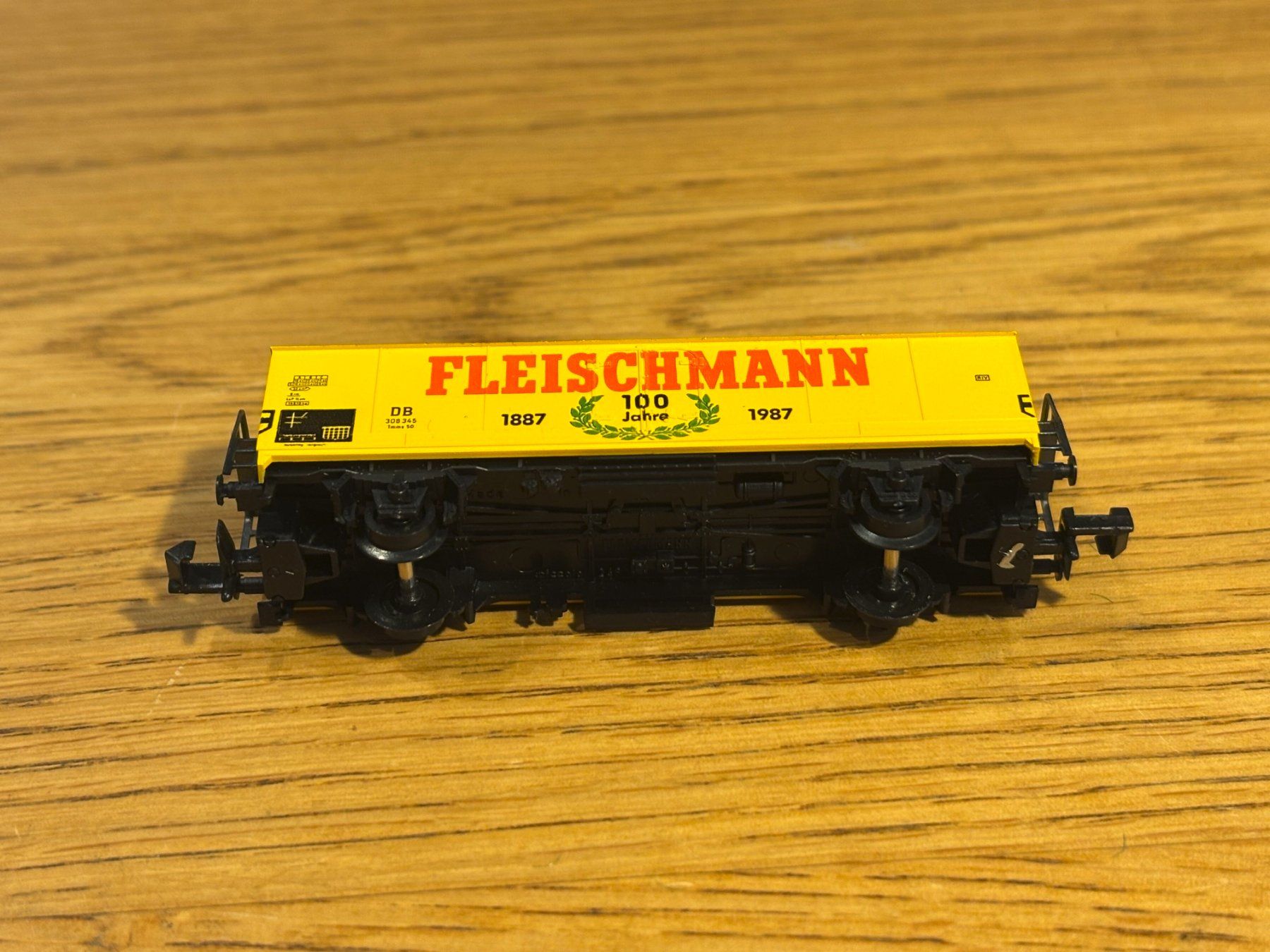 Modellini di ferrovie: e1657: Güterwagen (Spur N) – Usato da Birsfelden venduto da Birs_25 4
