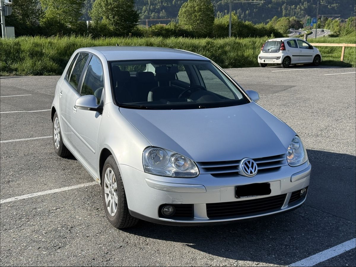 VW Automobili: Golf V 1.4 TSI DSG – Usato da Wilderswil venduto da D-Cole