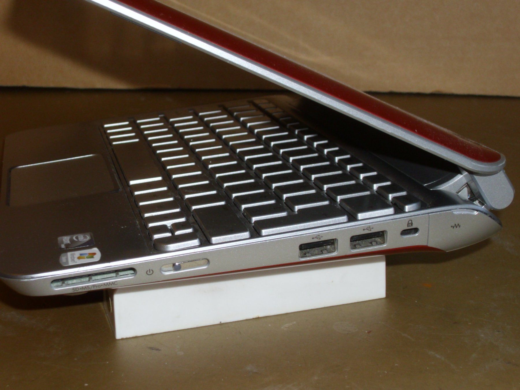 Hewlett Packard Notebooks: HP MINI 210-2000 , 10 Zoll – Gebraucht aus Oberengstringen von EAK11 2