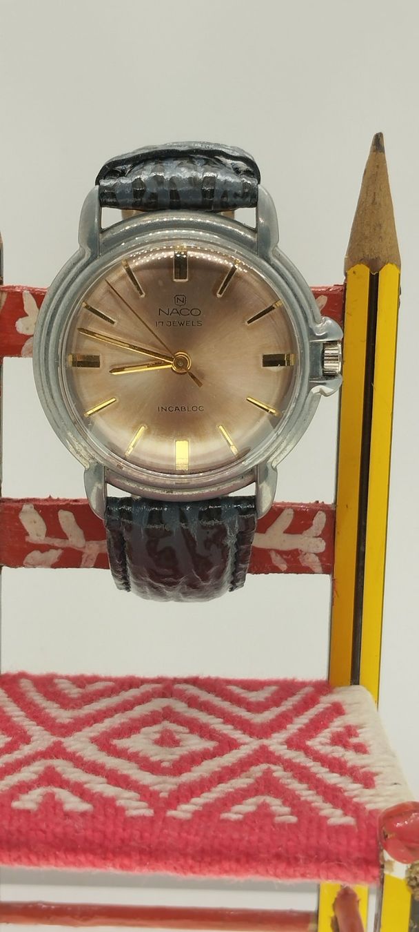 Orologi: Montre récupération – Usato da La Chaux-de-Fonds venduto da jac_9llg