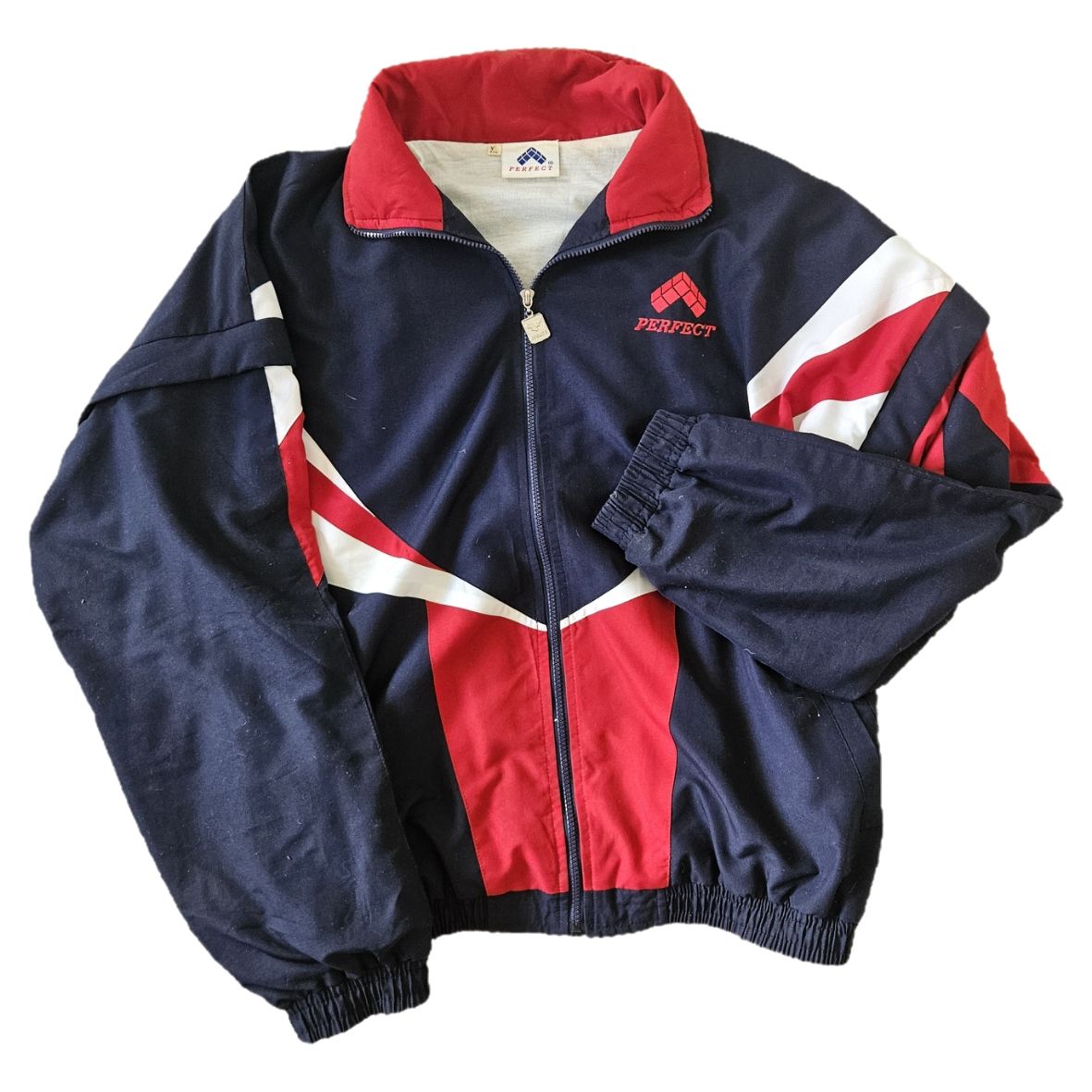 Jacken: Navy and red vintage 90s windbreaker jacket – Gebraucht aus Lausanne von magic_roro