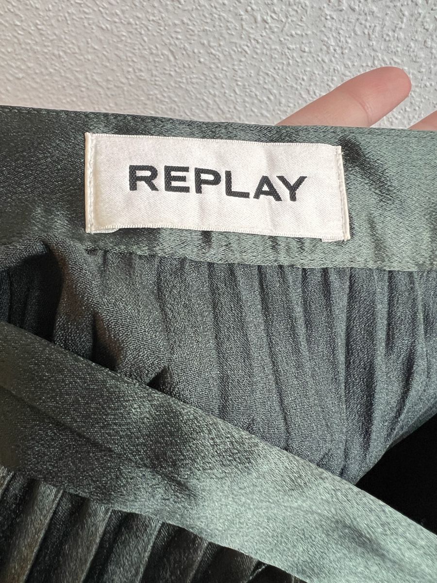 Replay Jupes: REPLAY plissée Rock  – D'occasion à Zürich par car_x52z 1