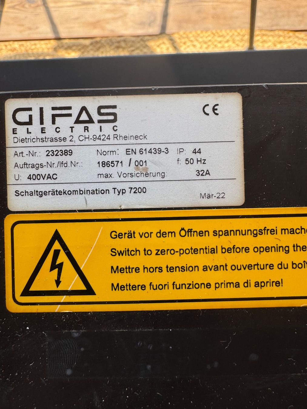 GIFAS Elettrotecnica: Gifas Verteiler – Usato da Gwatt ((Thun) venduto da Fipu2666 1