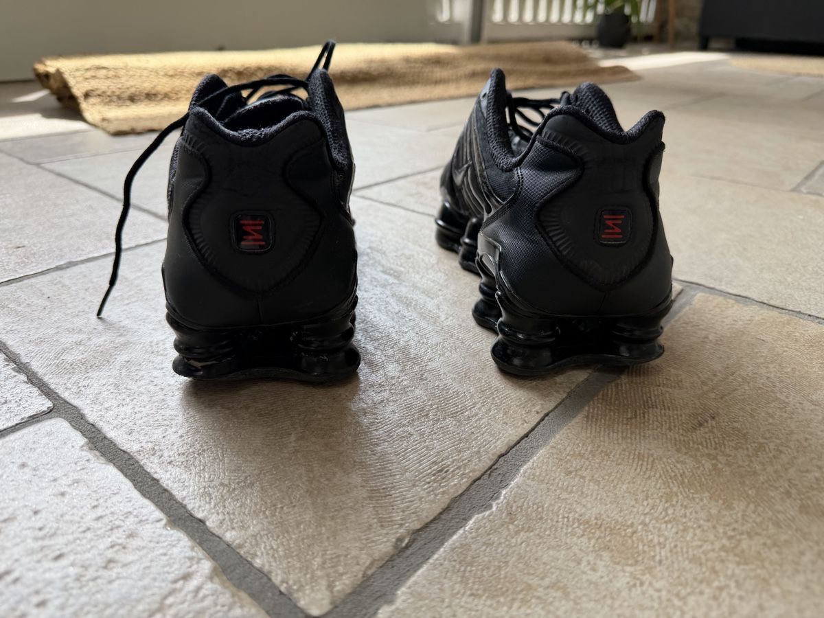 Nike Herrenschuhe: Nike Shox - 44,5 EU – Gebraucht aus Estavayer-le-Lac von sam_8cml 3