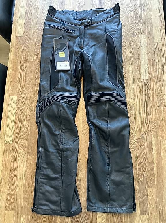 Held Pantaloni: 4 Leder Motorradhosen NEU – Nuovo e nell'imballaggio originale da Uerikon venduto da GP89 2