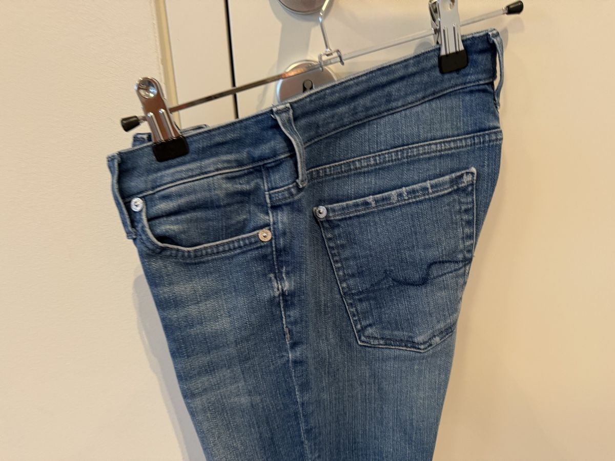 Jeans: 7 for all  mankind Jeans Gr. 25 – Nuovo (secondo la descrizione) da Balzers venduto da Lissi57 8