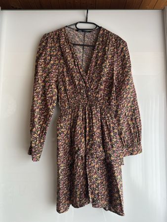 Zara Blümchenkleid / Kleid mit Ärmel Grösse S