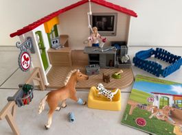 Schleich 42502 Tierarzt