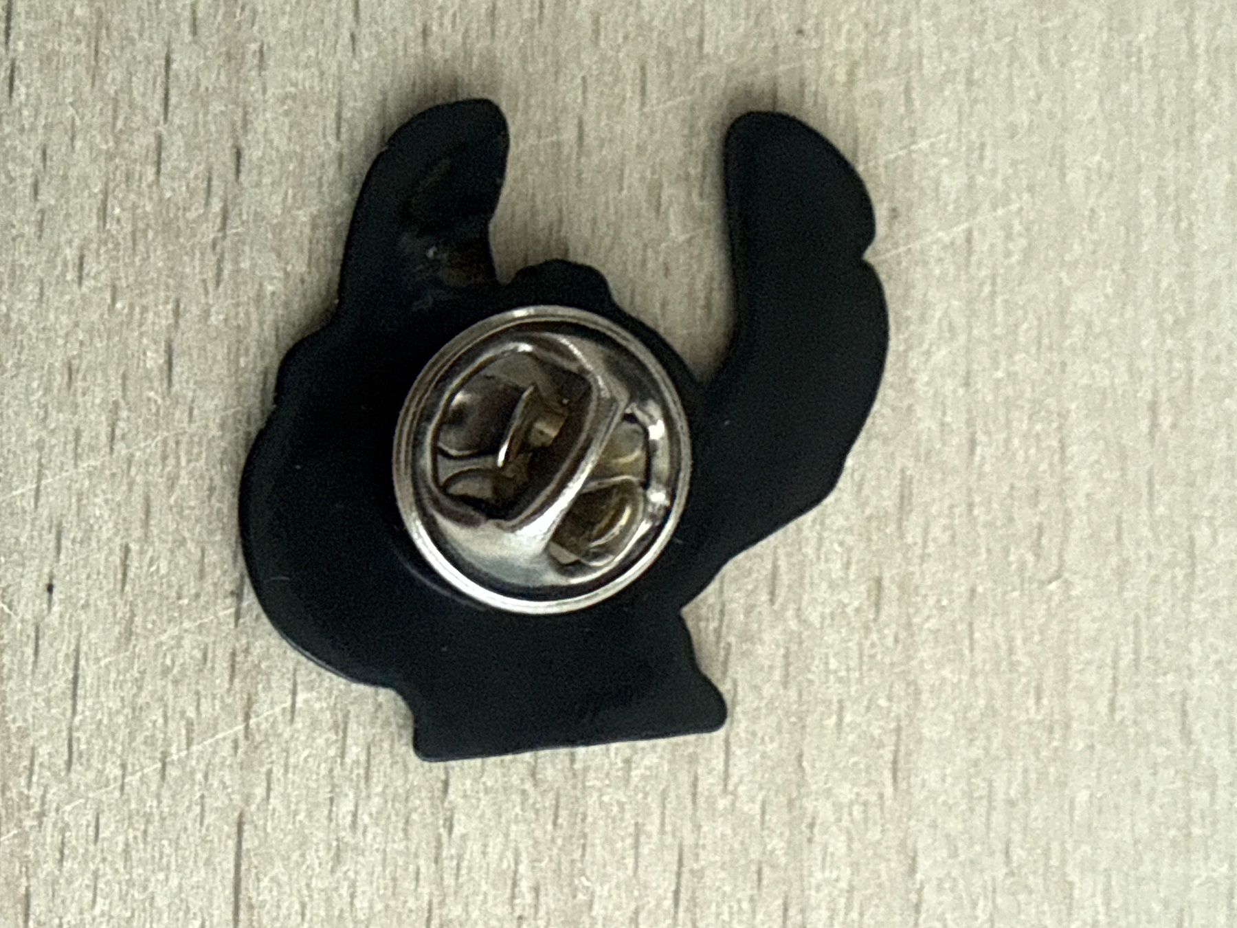 Plaquettes & Badges: Pin Stitch – D'occasion à Glattbrugg par Schweigmatt 1