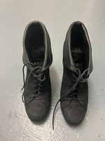 Schwarze Leder Stiefeletten Grösse 40 - Vic Matié