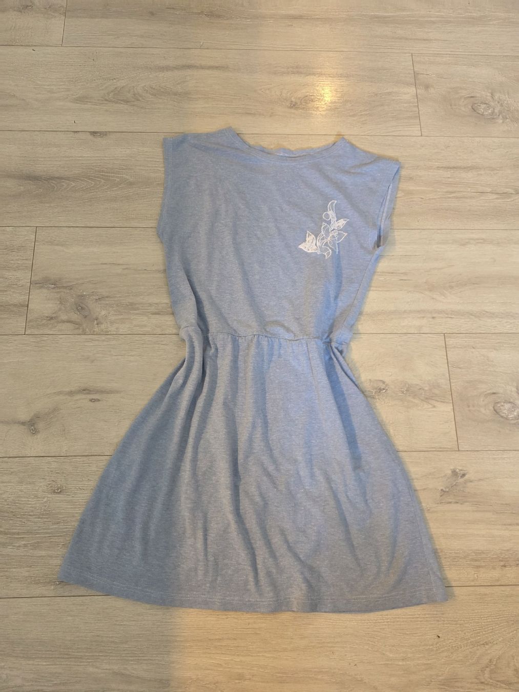 Vestiti & Gonne: Sommerliches, hellblaues Kleid mit Blumenmuster, 152 – Usato da Wigoltingen venduto da Zuckerfee84
