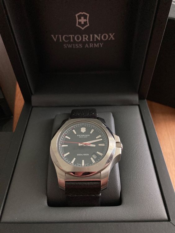 Victorinox Herrenuhr I.N.O.X. Mechanical - Schweizer Automatikuhr