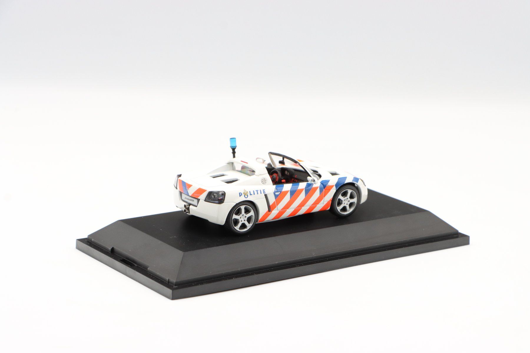 Opel Modellini d'auto: Opel Speedster Polizei 1:43 Schuco – Usato da Bühl b.Aarberg venduto da modelldiecast 6