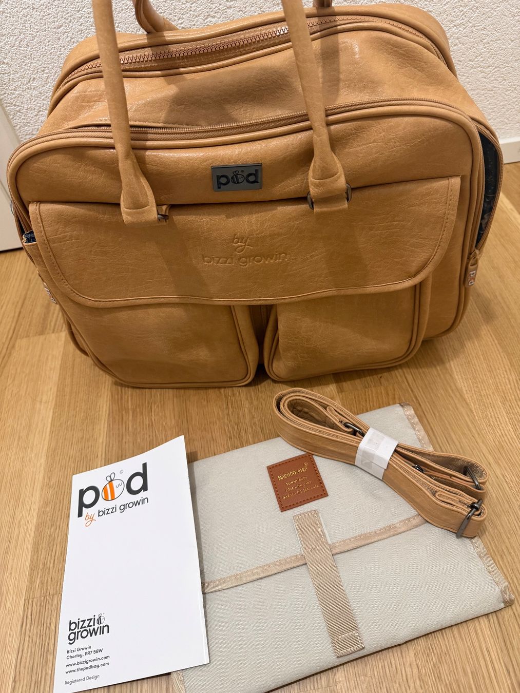Kindertaschen: Sac à langer Ppd, marron, avec lit d'appoint – Neu und originalverpackt aus Yverdon-les-Bains von hal_jq27