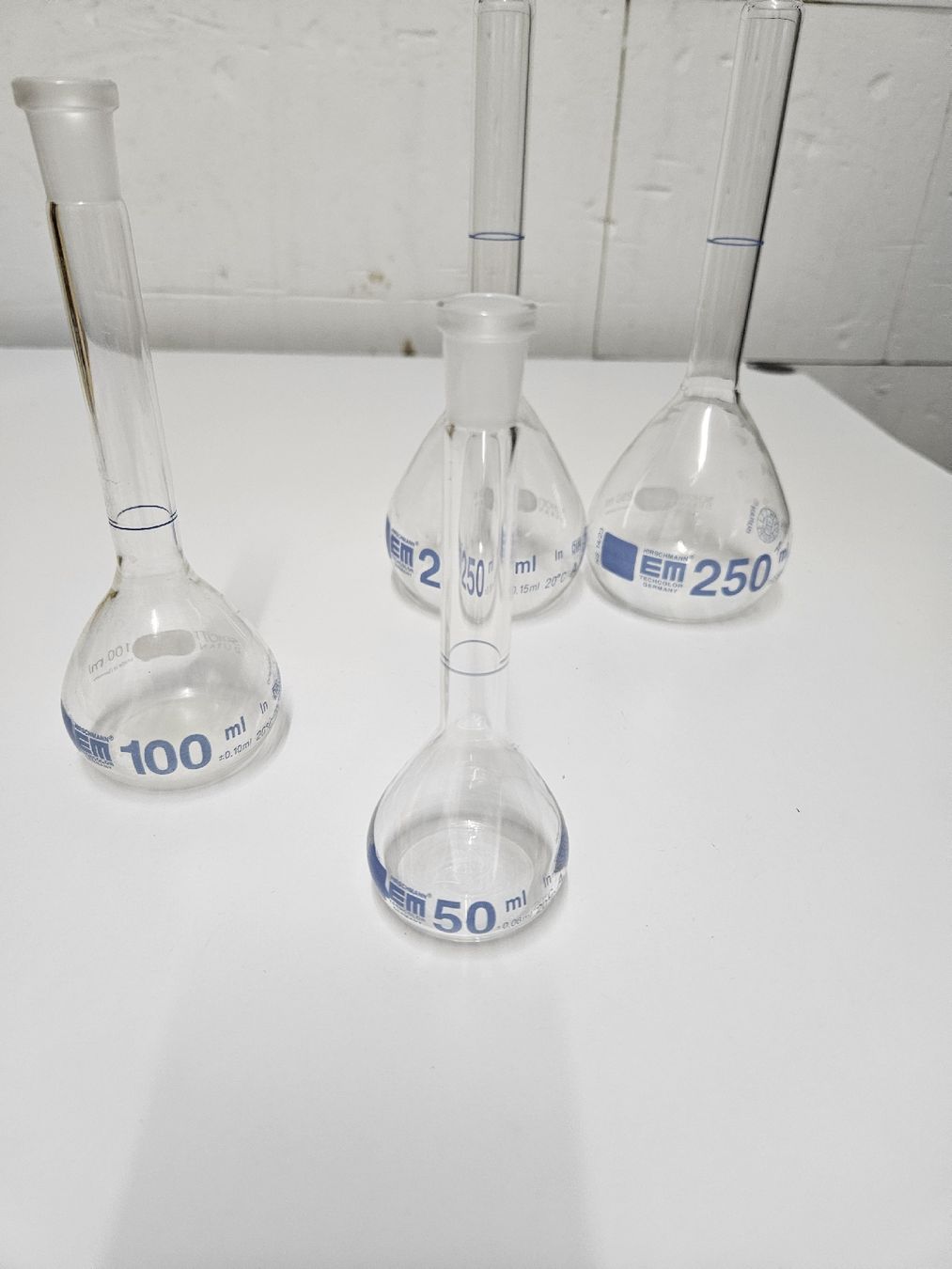 Gläser: 4 Hirschmann Messkolbe , 50ml - 250ml – Gebraucht aus Brittnau von Lexmark77 2