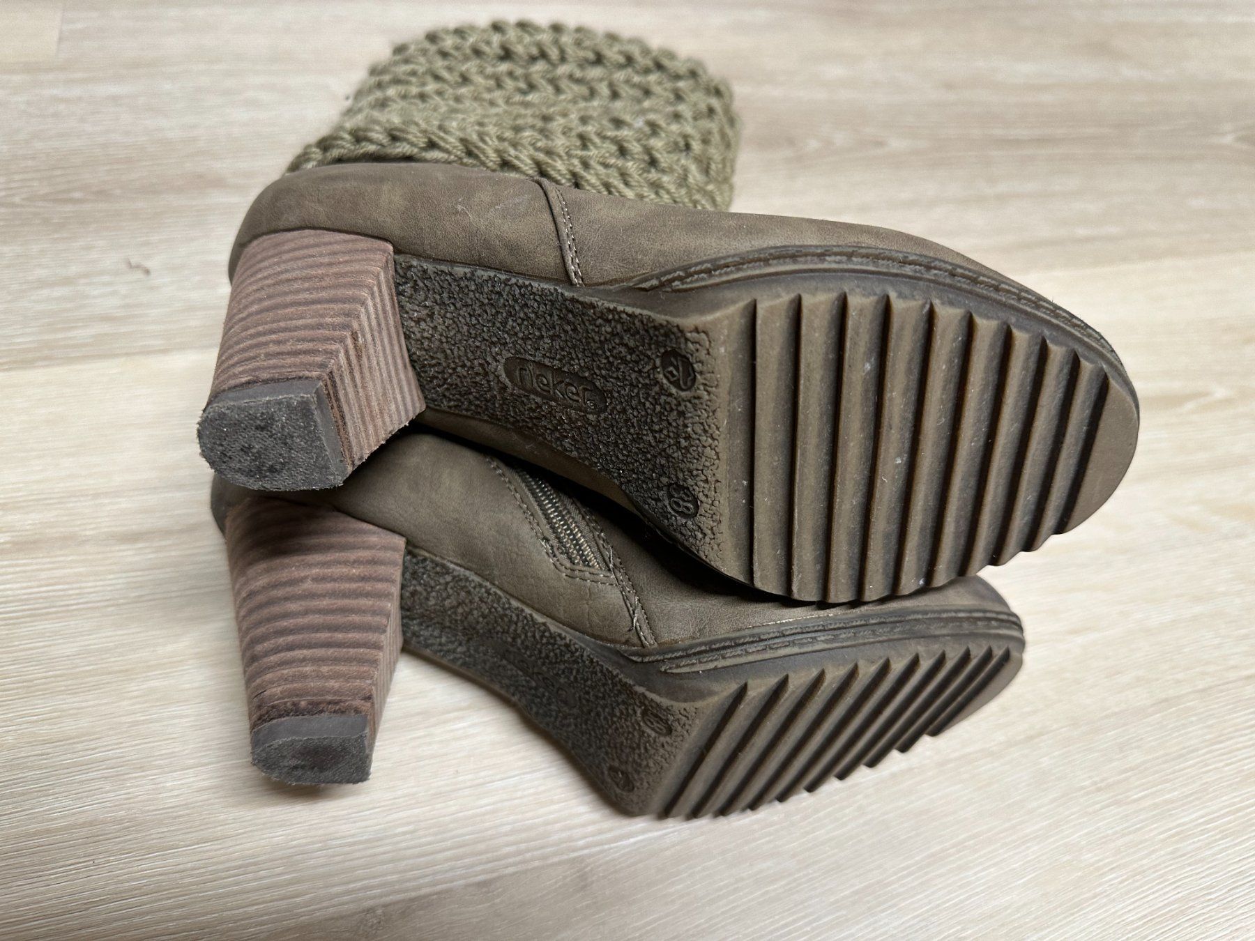 Rieker Scarpe da donna: Stiefelette von Rieker – Usato da Rheinfelden venduto da Brise8 2